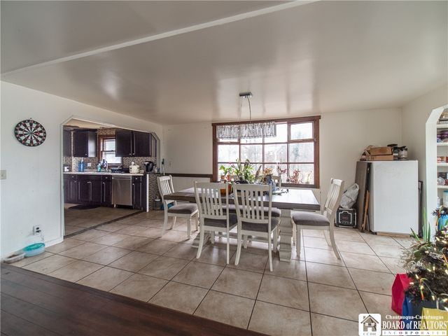 35 Crooked Brook Drive, Dunkirk, NY 14048