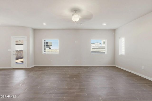 15205 Endurance Avenue, El Paso, TX 79938