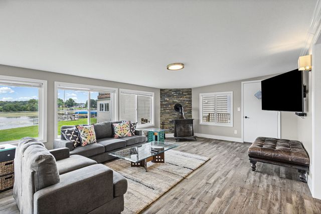 40913 N Park Avenue, Antioch, IL 60002