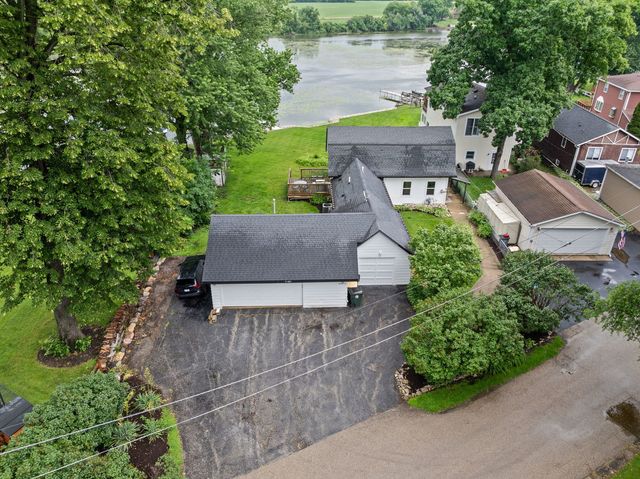 40913 N Park Avenue, Antioch, IL 60002