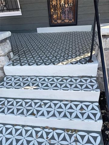 3811 College Avenue, Kansas City, MO 64128