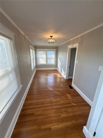 3811 College Avenue, Kansas City, MO 64128