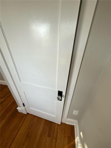 3811 College Avenue, Kansas City, MO 64128