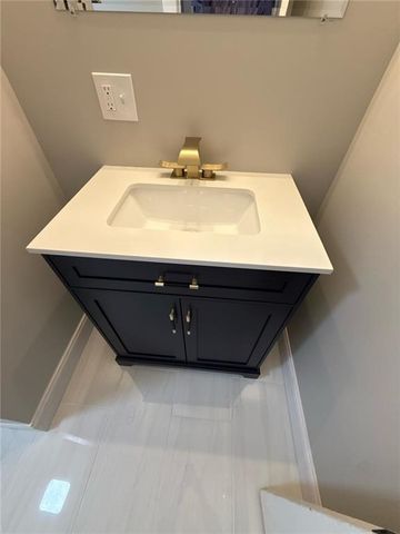 3811 College Avenue, Kansas City, MO 64128