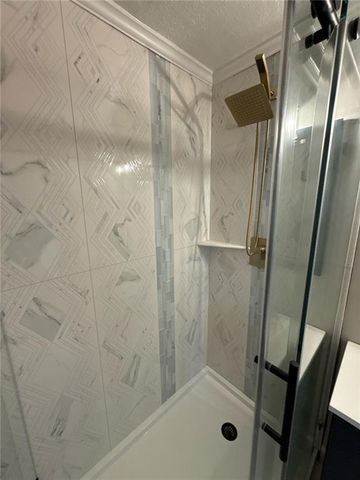 3811 College Avenue, Kansas City, MO 64128