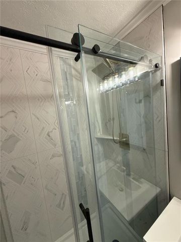 3811 College Avenue, Kansas City, MO 64128