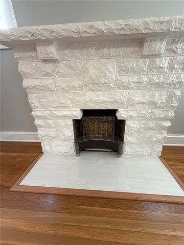 3811 College Avenue, Kansas City, MO 64128