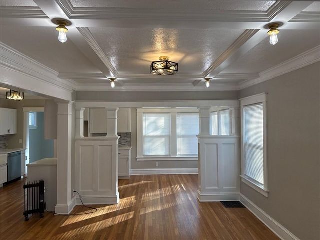 3811 College Avenue, Kansas City, MO 64128