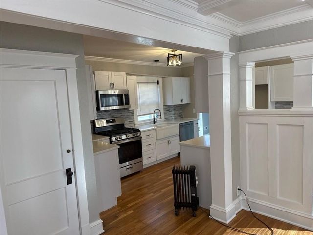 3811 College Avenue, Kansas City, MO 64128