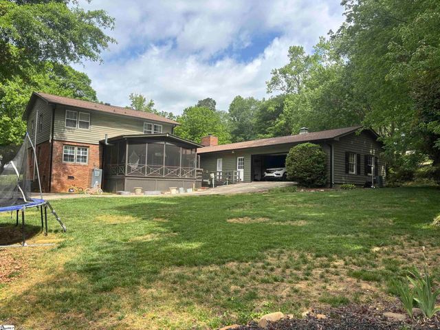 211 Pebble Creek Drive, Taylors, SC 29687