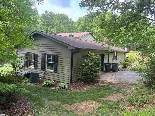 211 Pebble Creek Drive, Taylors, SC 29687