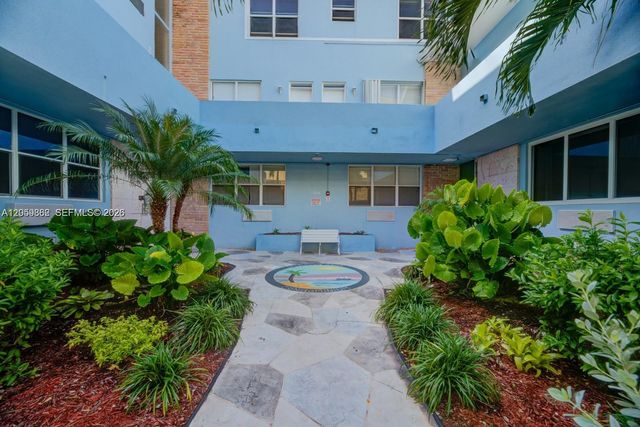 326 Harrison St 106A, Hollywood, FL 33019