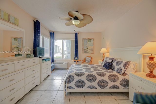 326 Harrison St 106A, Hollywood, FL 33019