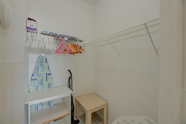 326 Harrison St 106A, Hollywood, FL 33019