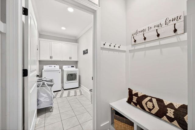 127 Waters Hill Cir, Lebanon, TN 37087