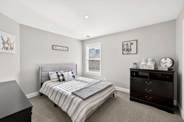 127 Waters Hill Cir, Lebanon, TN 37087