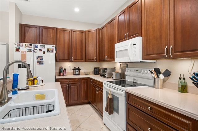 3320 Pointe Avenue, Sebring, FL 33872