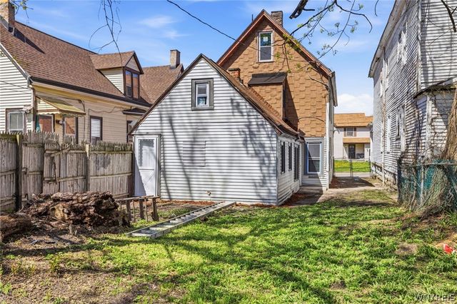 119 Edna Place, Buffalo, NY 14209