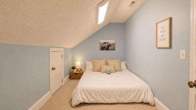 5537 Lachapelle Bend, North Charleston, SC 29418
