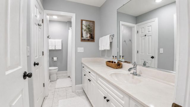 5537 Lachapelle Bend, North Charleston, SC 29418