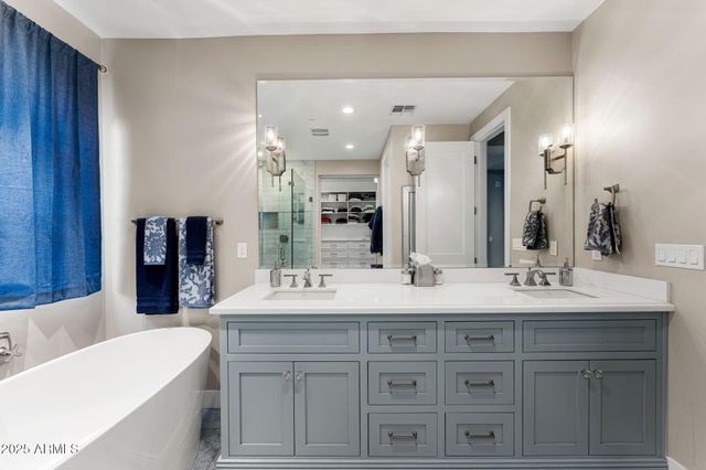 9466 E ROCKWOOD Drive, Scottsdale, AZ 85255