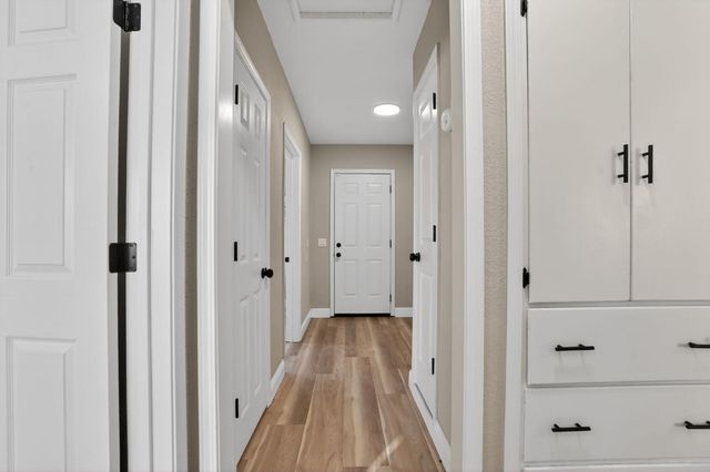 1620 E Harding Way, Stockton, CA 95205