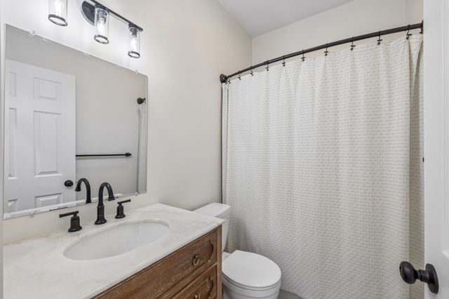 164 Lena Loop, Burns, TN 37029