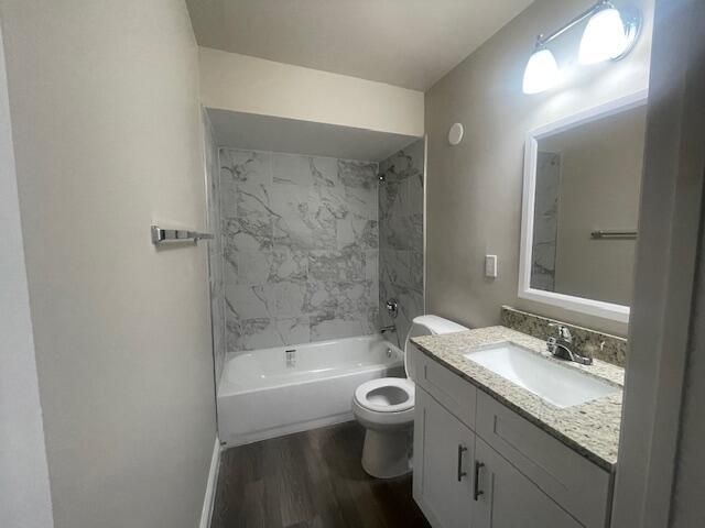 4393 Windsor Avenue 18, West Palm Beach, FL 33407