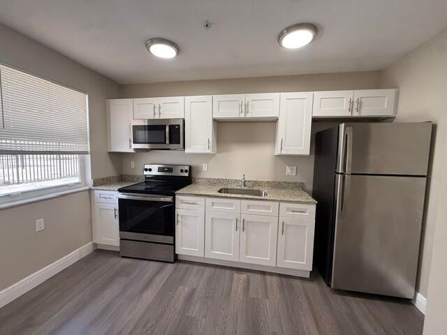 4393 Windsor Avenue 18, West Palm Beach, FL 33407