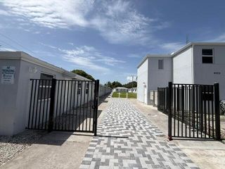 4393 Windsor Avenue 18, West Palm Beach, FL 33407