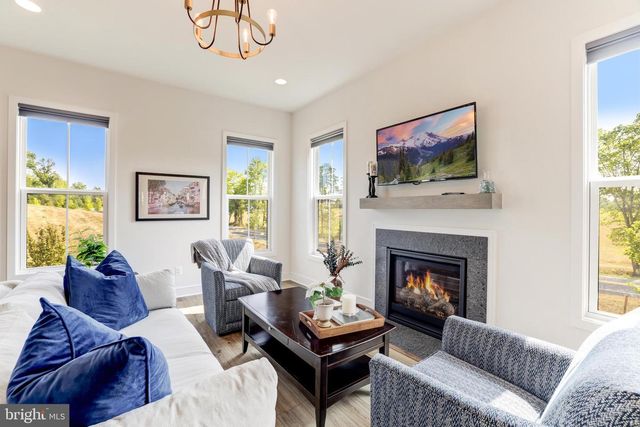 41490 BEDFORD FALLS CT, Aldie, VA 20105