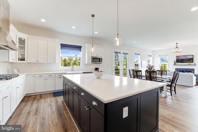 41490 BEDFORD FALLS CT, Aldie, VA 20105