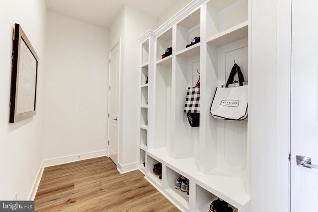 41490 BEDFORD FALLS CT, Aldie, VA 20105