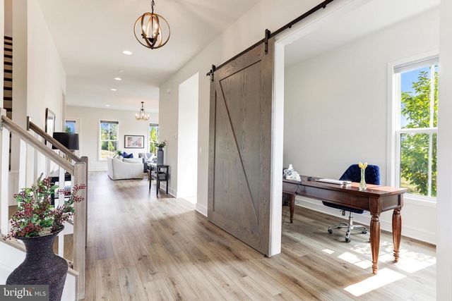 41490 BEDFORD FALLS CT, Aldie, VA 20105