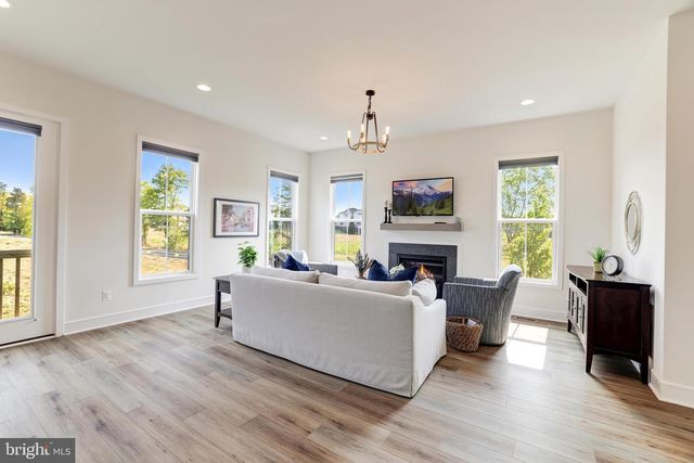 41490 BEDFORD FALLS CT, Aldie, VA 20105