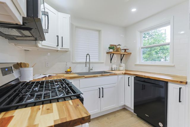 116 S 4th Street, Niles, MI 49120