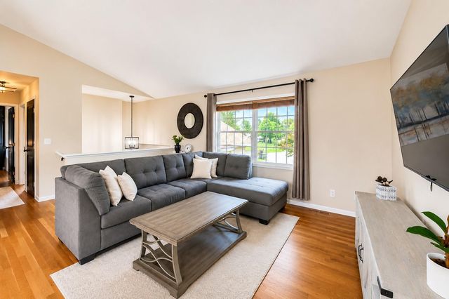 109 French Court, Roberts, WI 54023