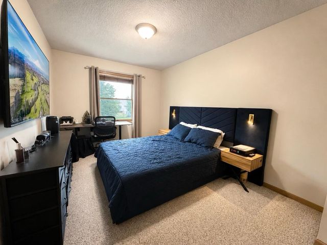 109 French Court, Roberts, WI 54023