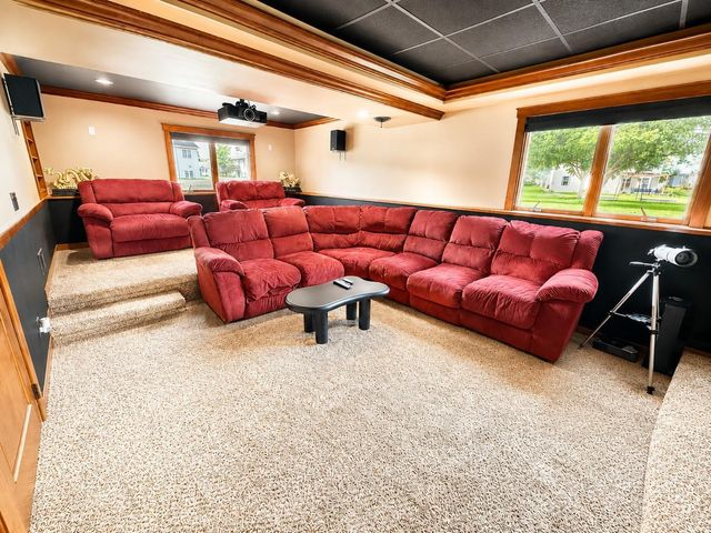 109 French Court, Roberts, WI 54023