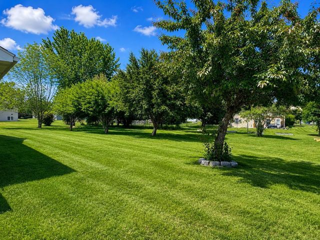 109 French Court, Roberts, WI 54023