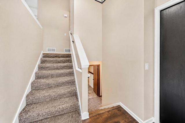 109 French Court, Roberts, WI 54023
