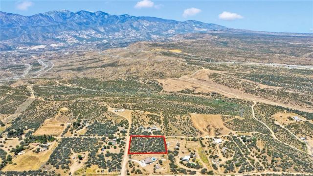 0 Sesame Rd, Oak Hills, CA 92344