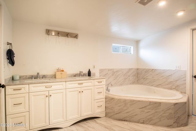 1503 Sacramento Street, Las Cruces, NM 88001