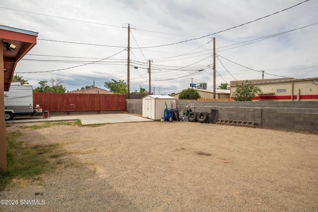 1503 Sacramento Street, Las Cruces, NM 88001