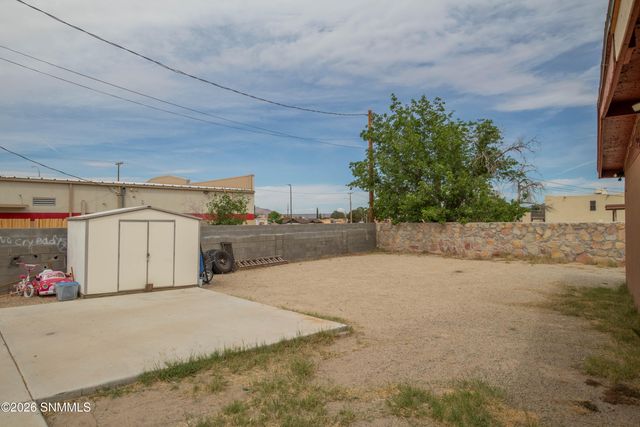 1503 Sacramento Street, Las Cruces, NM 88001