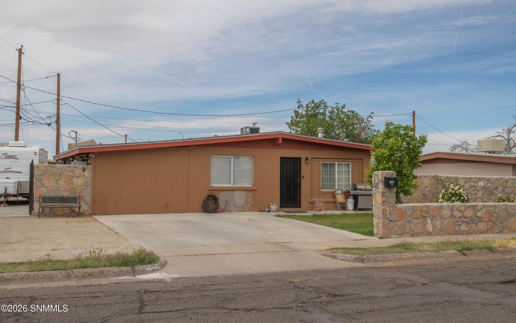 1503 Sacramento Street, Las Cruces, NM 88001