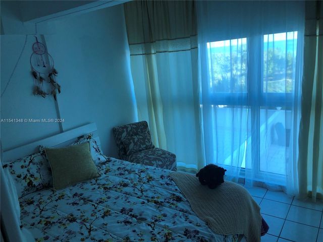 5445 Collins Ave TH2, Miami Beach, FL 33140