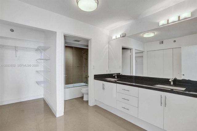 20515 E Country Club Dr 1641, Aventura, FL 33180