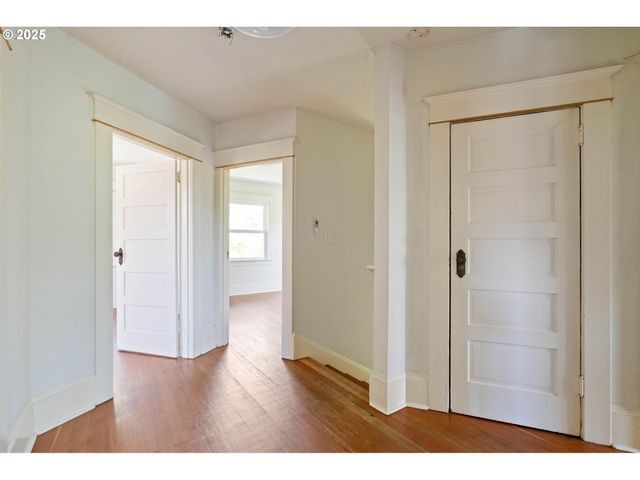 210 Ne ALBERTA St, Portland, OR 97211