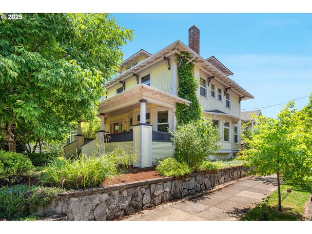 210 Ne ALBERTA St, Portland, OR 97211